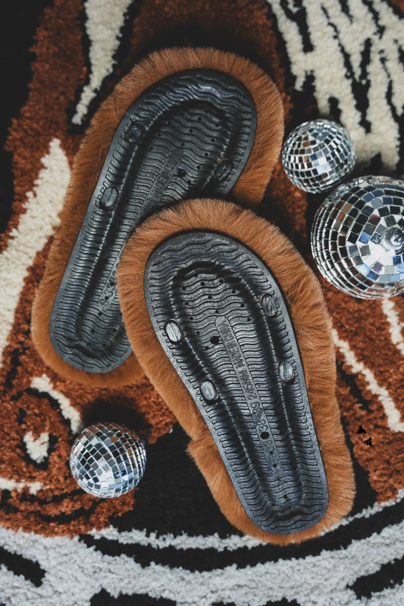 HOME BUCKLES *SADDLE